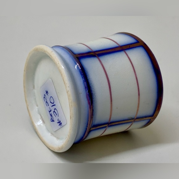 19th Century Antique Gaudy Welsh Rare Unrecorded Pattern Miniature Child's Mug - Picture 12 of 16